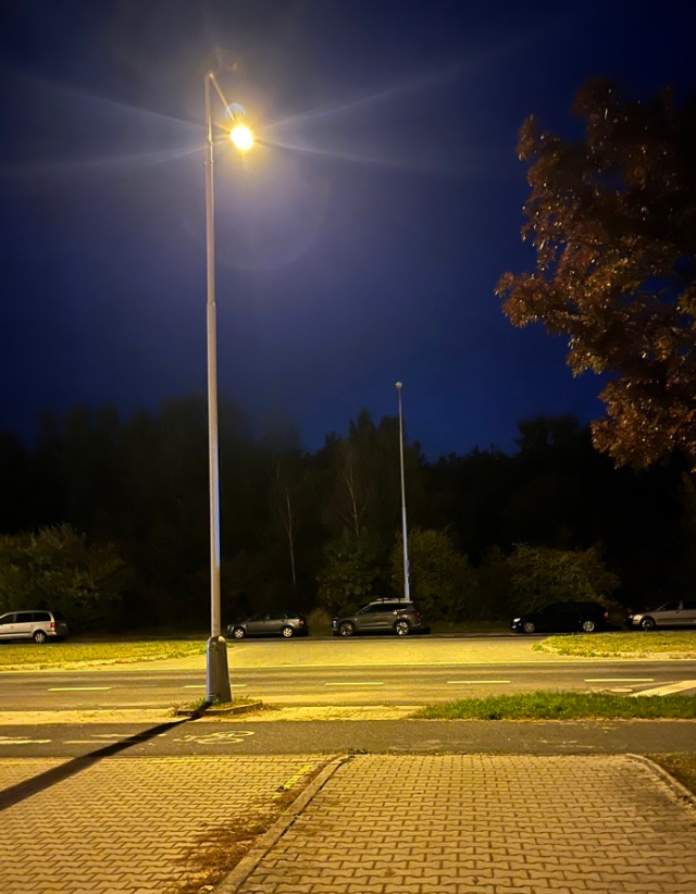Nesvítí lampa