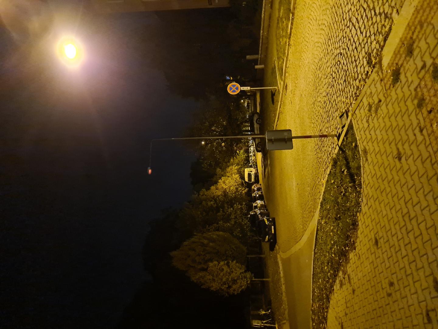 Blikaji 2 lampy